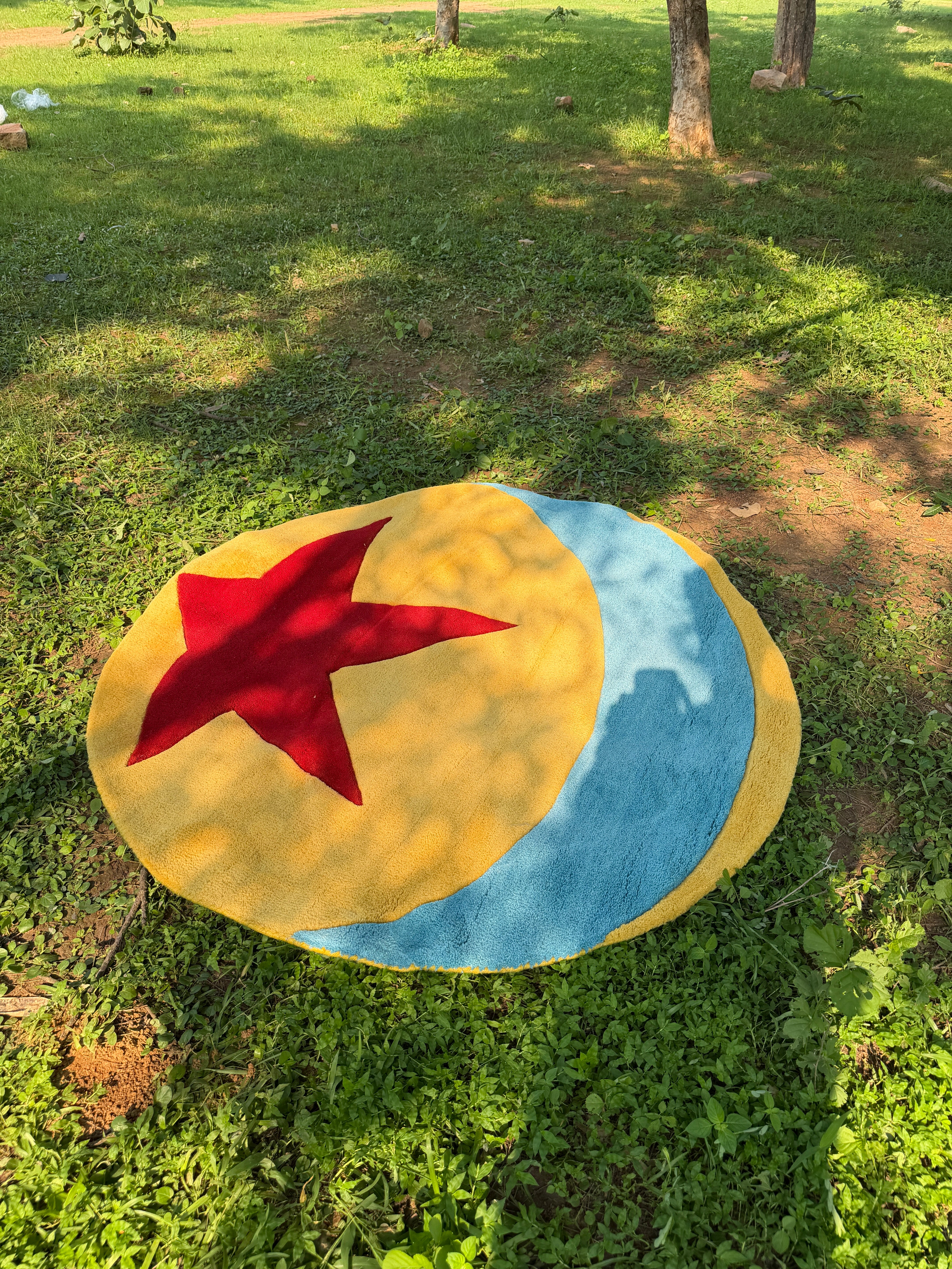 Round Star Rug, Handmade Kids Rug, Superhero Room Rug, Yellow Red Blue Area Rug, Playroom Decor, Nursery Rug, Custom Round Carpet