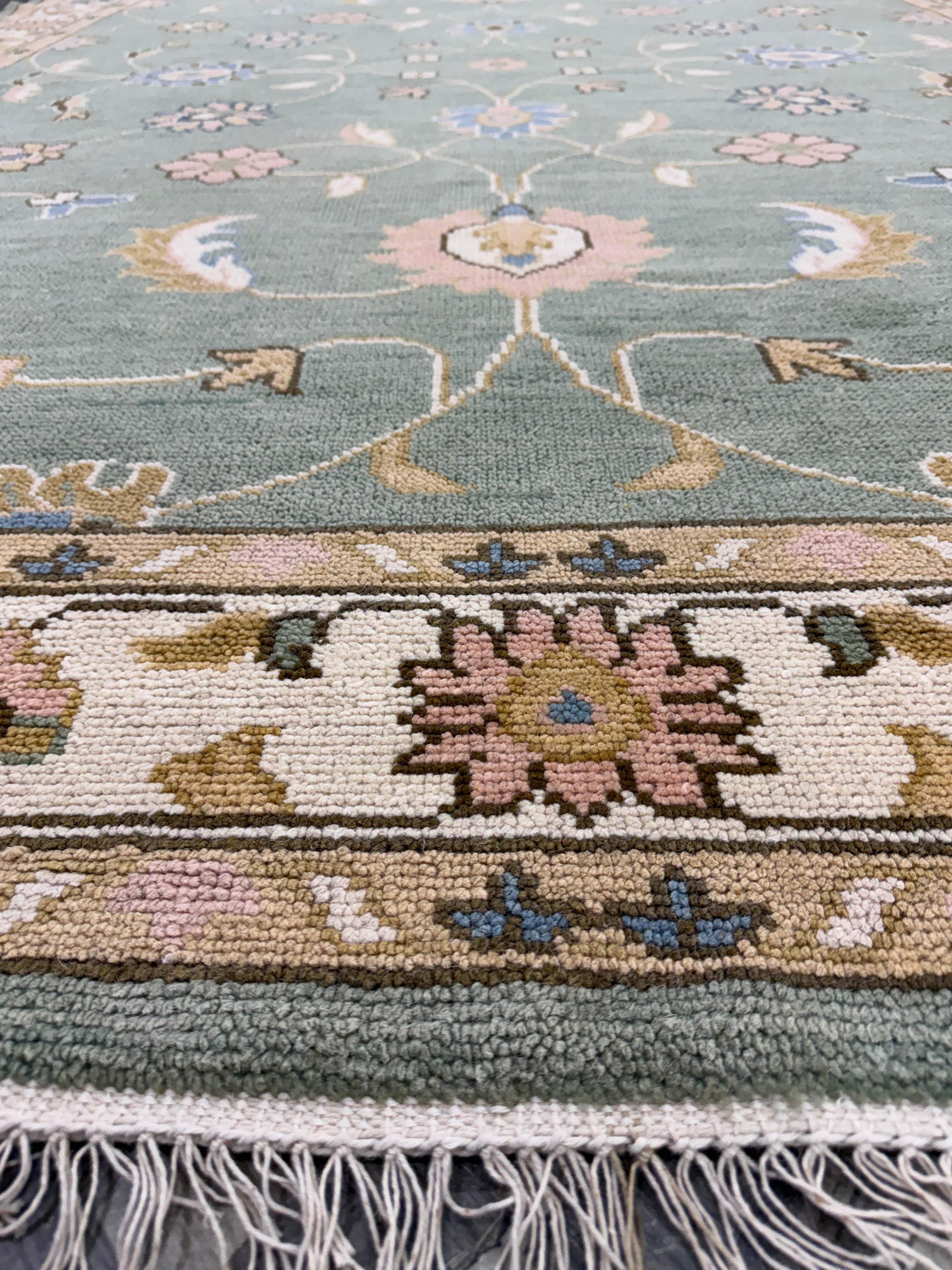 Sage Green Vintage Oushak Rug, Traditional Floral Medallion Area Carpet (Copy)