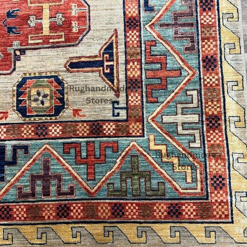 Hand-Knotted Oushak Wool Rug: Vintage Turkish Floral Design