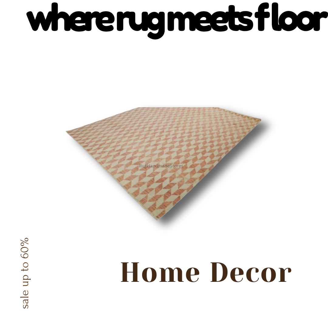 Hand-Knotted Oushak Wool Rug: Terracotta Pink Geometric Turkish Knot