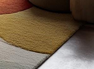 Abstract Tufted Wool Rug: Colorful Sculptural Design, Modern Retro Style