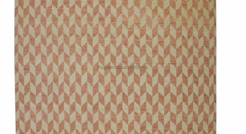 Hand-Knotted Oushak Wool Rug: Terracotta Pink Geometric Turkish Knot