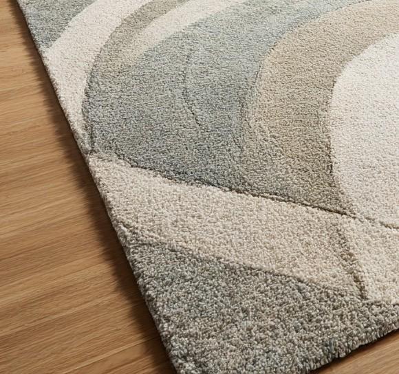 Handmade Wool Area Rug: Abstract Wave Design, Plush Neutral Rug