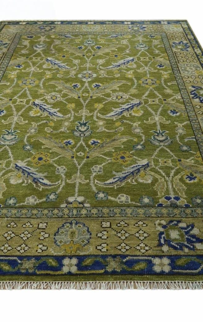 Hand-Knotted Green Oriental Rug: Traditional Floral Wool Carpet 9x12